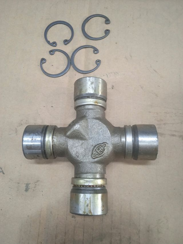 Cruceta transmisión Avia