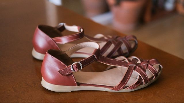 Sandalias Piel Marrón Talla 38. Zapatos mujer