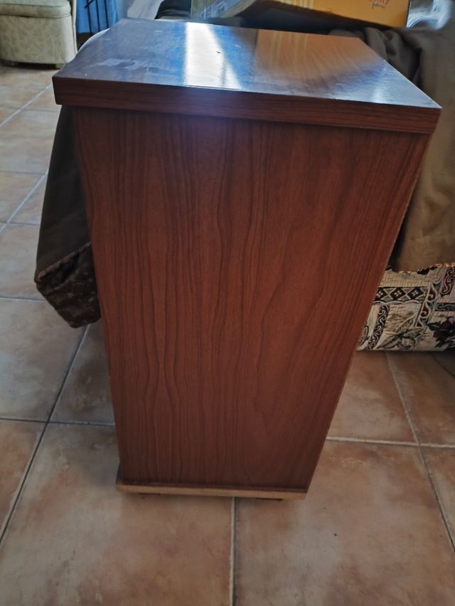 Mesita noche 3 cajones madera