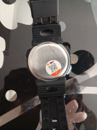 Reloj deportivo SKMEI negro y azul