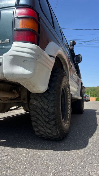 Mitsubishi Montero GLS v6 3000