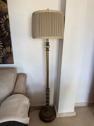 Lampara de pie moderna