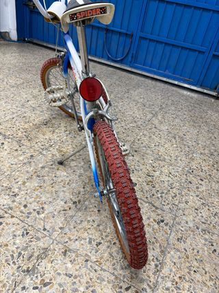 Bicicleta BMX Olmo