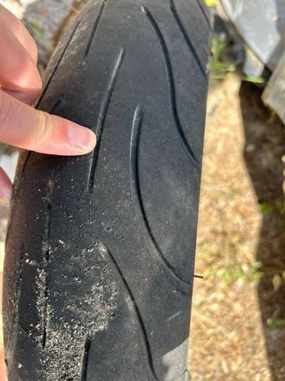 Neumático moto 120/70/17 usado