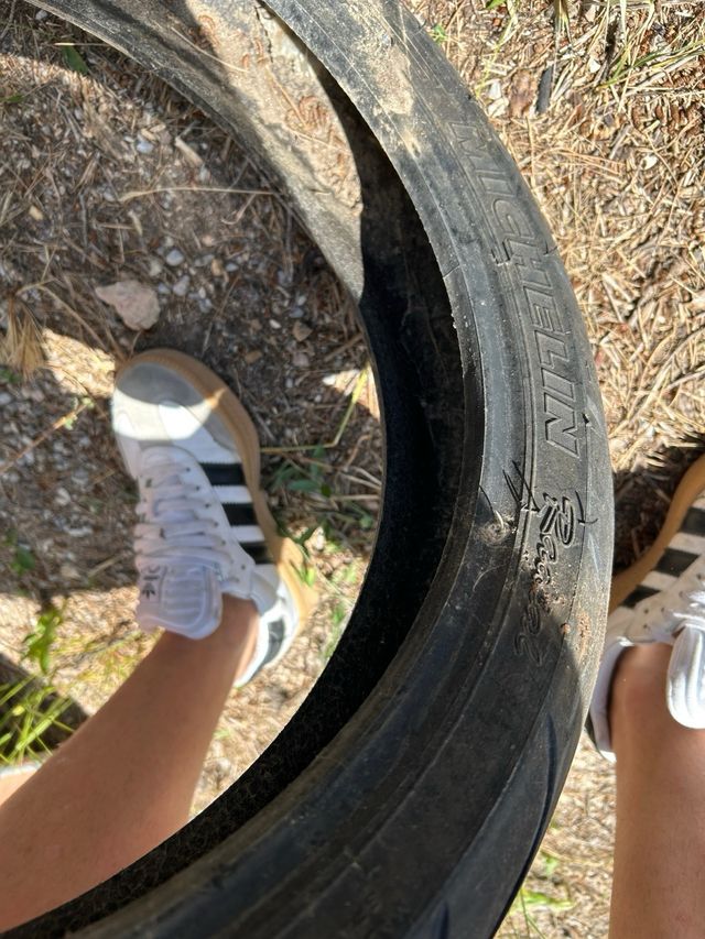 Neumático moto 120/70/17 usado