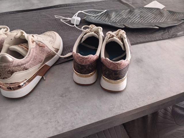 Zapatillas Michael Kors beige y marrón