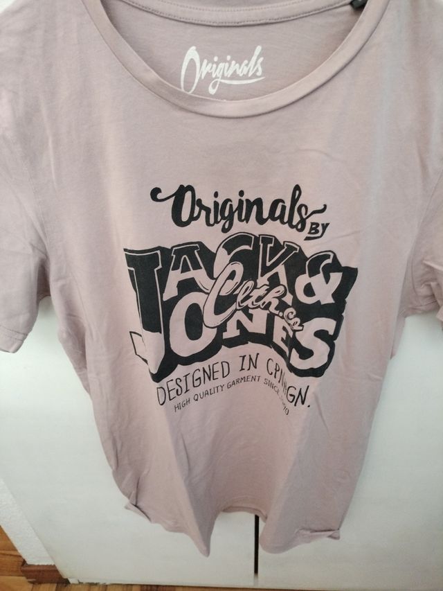 Camiseta Jack & Jones rosa