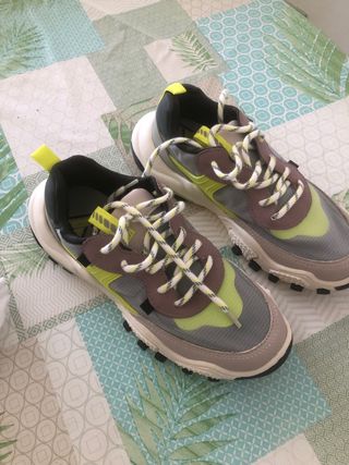 Zapatillas Zara niño talla 36 y 38