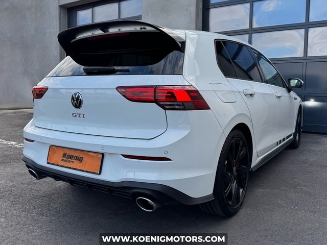 Volkswagen Golf GTI Clubsport - 300CV