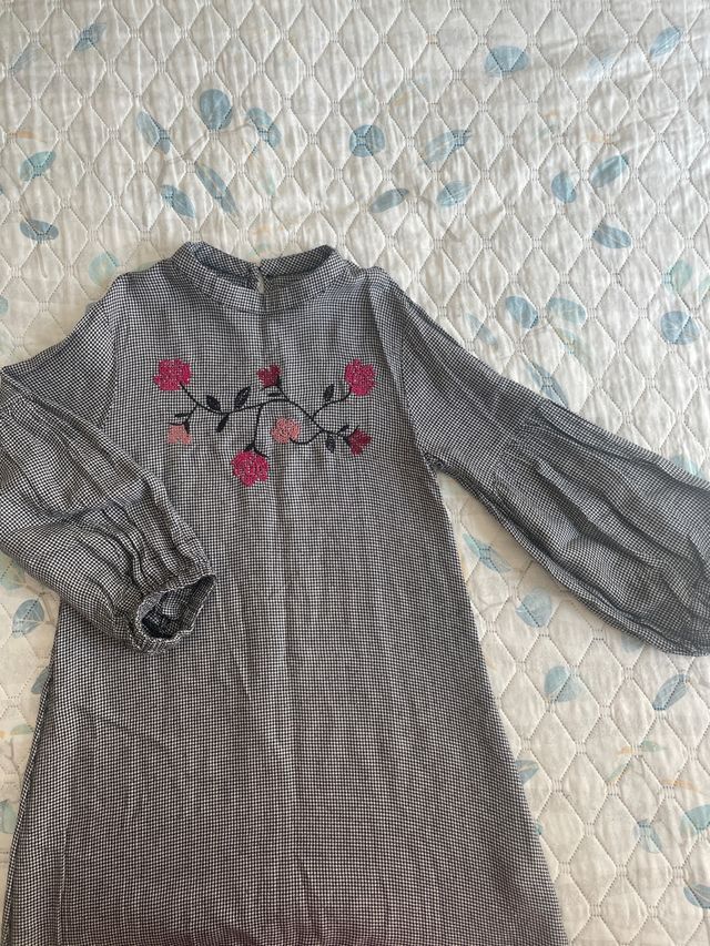 Vestido niña flores