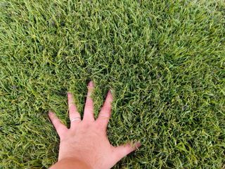 Cesped artificial reciclado practicamente nuevo