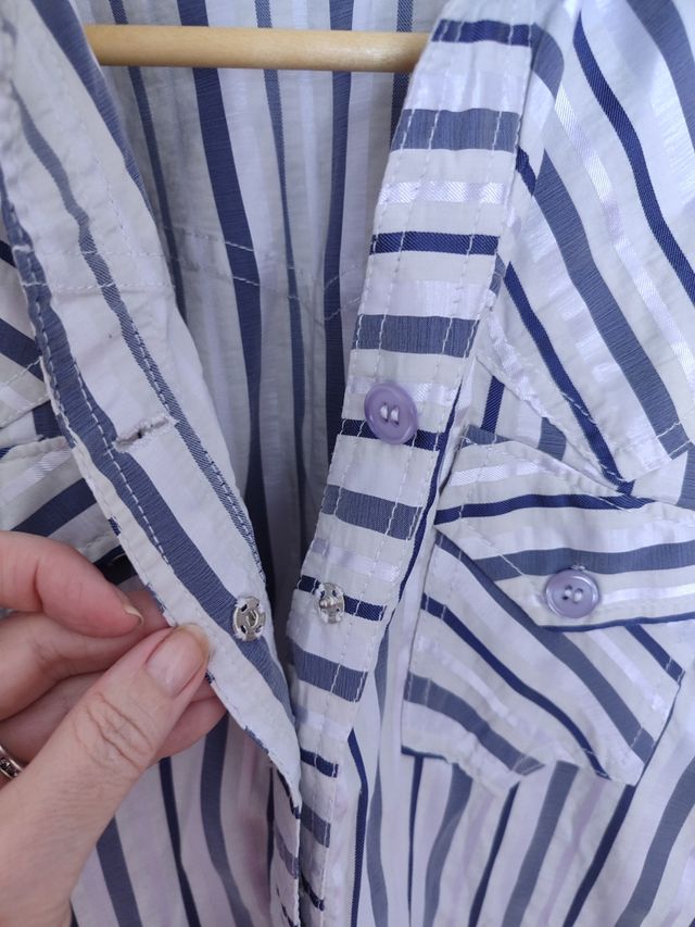 Blusa rayas en tonos azules y blanco - manga cor