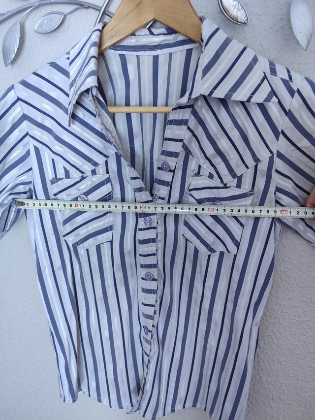 Blusa rayas en tonos azules y blanco - manga cor