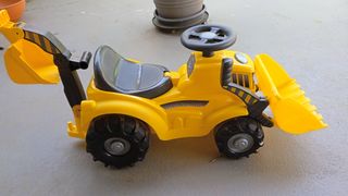 Correpasillos remolque, excavadora.