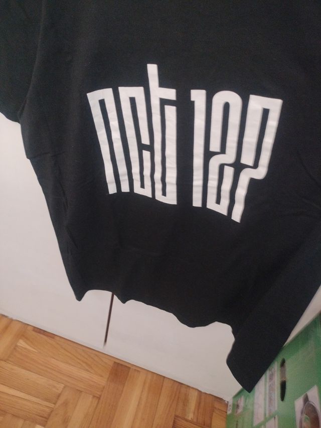 Camiseta NCT 127 - Negra - Talla L