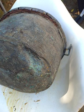 Caldera cobre antiguo