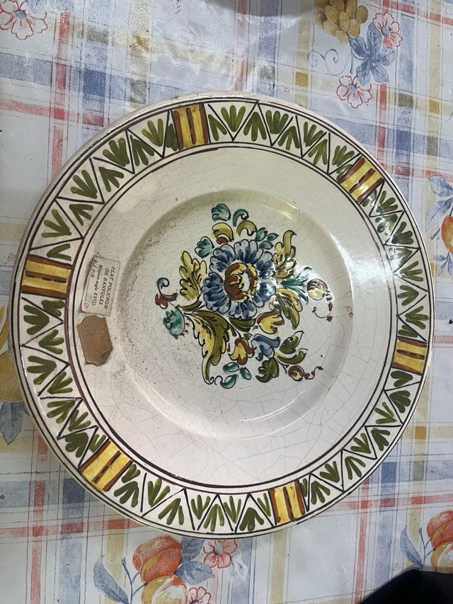 Bandeja, platos y jarras Banyoles s.XVIII