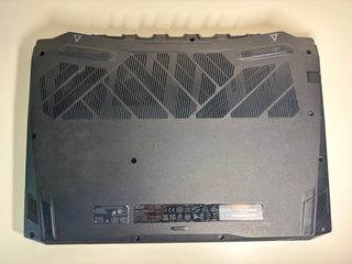 Acer Nitro 5 i7-GTX1050-8GB RAM