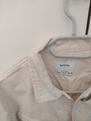 Cazadora vaquera Bershka beige - talla 5