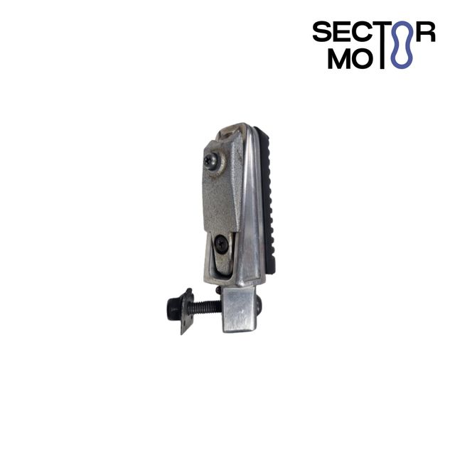 Estribera trasera derecha - Yamaha XJ6