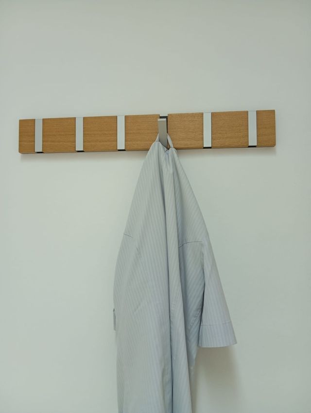 Percha de pared - Madera y metal