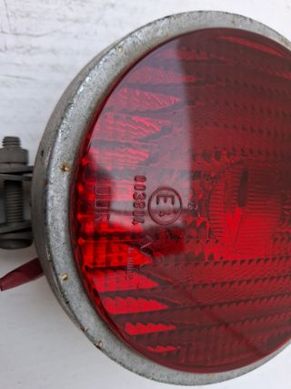 Fanale antinebbia rosso DDR vintage