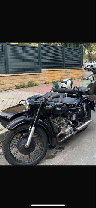 Sidecar Dnepr Clásico