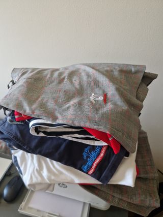 Uniforme colegio: Faldas, polos, chaquetas...