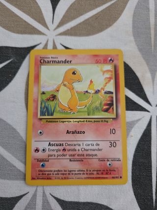 Carta Pokémon Zoroark V-ASTRO 141/196