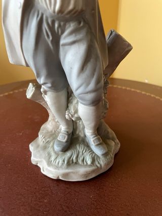Figura porcelana Lladró niño flores
