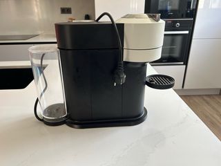 Cafetera Nespresso DeLonghi (Vertuo)