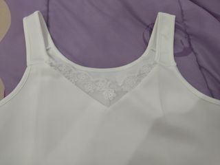 Camiseta blanca tirantes encaje