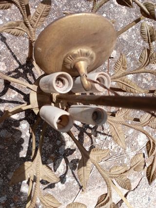 Lampara antigua dorada metal