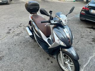 Piaggio Medley 125 ABS - Scooter