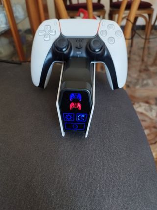Supporto ricarica DualSense PS5