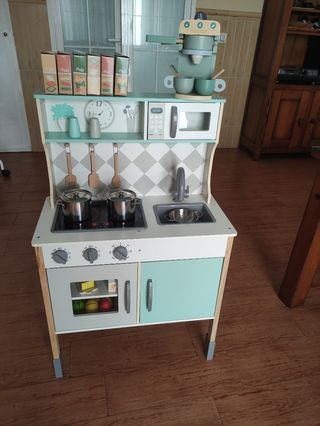 Cocinita madera infantil - NUEVA y ACCESORIOS