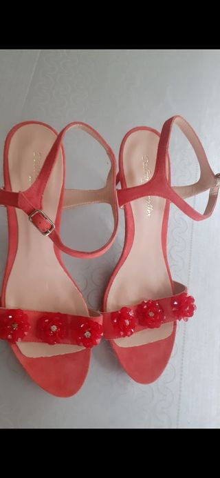 Sandalias Pedro Miralles rojas, talla 41