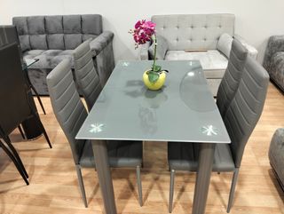 Mesa cristal 4 sillas - Gris