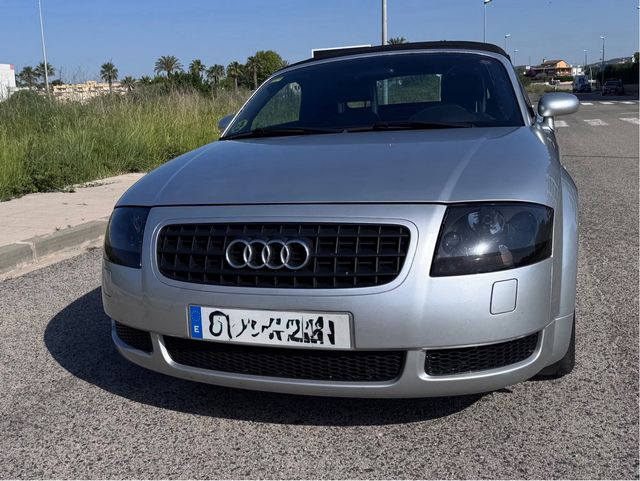 Audi TT Roadster 1.8T 225 CV Quattro — Impecable y