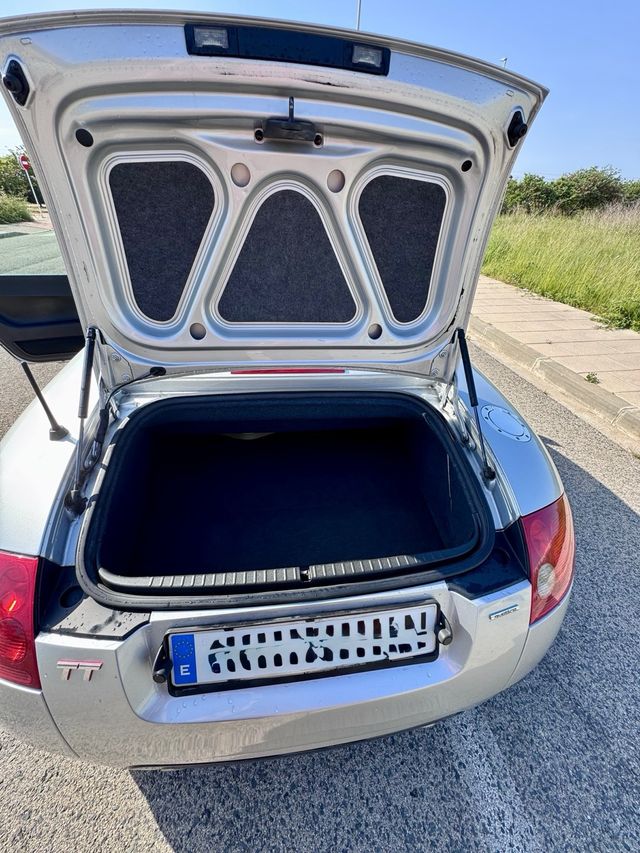 Audi TT Roadster 1.8T 225 CV Quattro — Impecable y