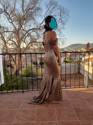 Vestido Pronovias lentejuelas dorado