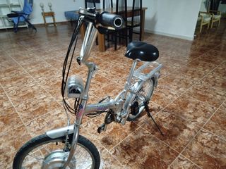 Bicicleta eléctrica plegable