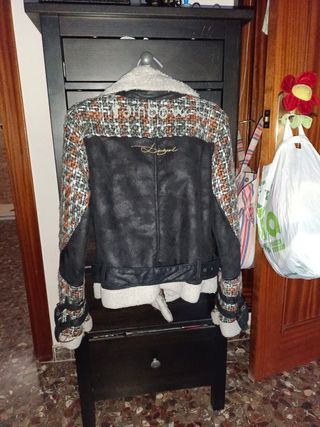Cazadora Desigual negro y multicolor, gris/naranja