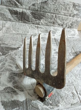 Rastrillo jardinera antiguo