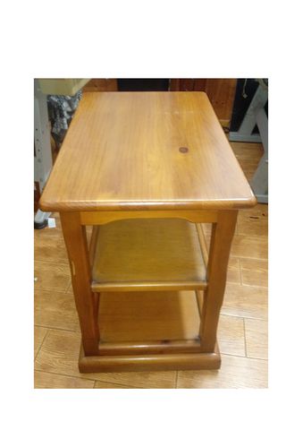 Mueble madera con ruedas