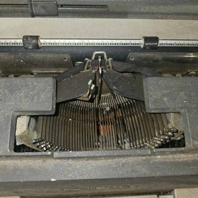 Olivetti Linea 98 - Máquina de escribir