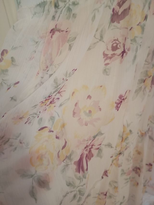 Falda midi floral beige