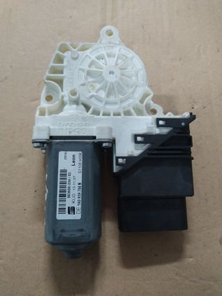 Motor elevalunas Leon 2 tras derecho