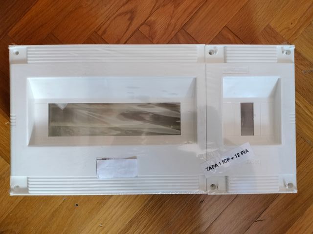CAJA DISTRIBUCION EMPOTRAR HAGER VX12C+PUERT VZ159