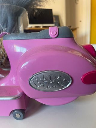 Moto Vespa Rosa para Muñecas